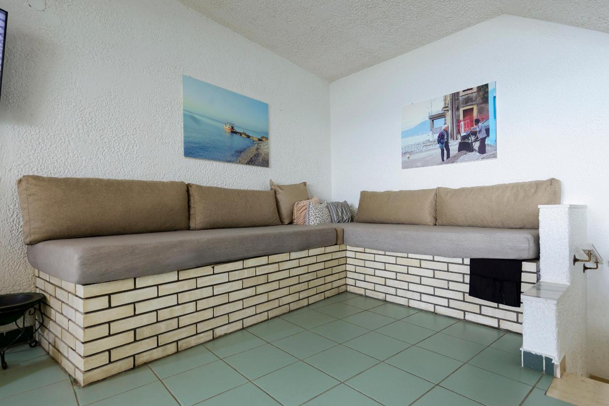 Ferienwohnung Agali 1 Mesonet In Front Of The Sea Akrogiali Exterior foto