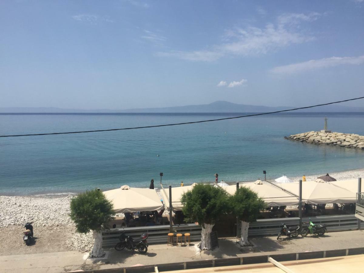 Ferienwohnung Agali 1 Mesonet In Front Of The Sea Akrogiali Exterior foto