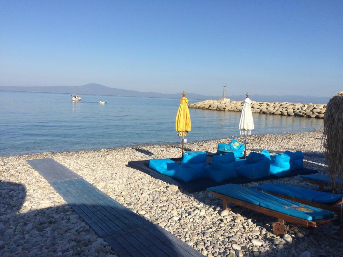 Ferienwohnung Agali 1 Mesonet In Front Of The Sea Akrogiali Exterior foto