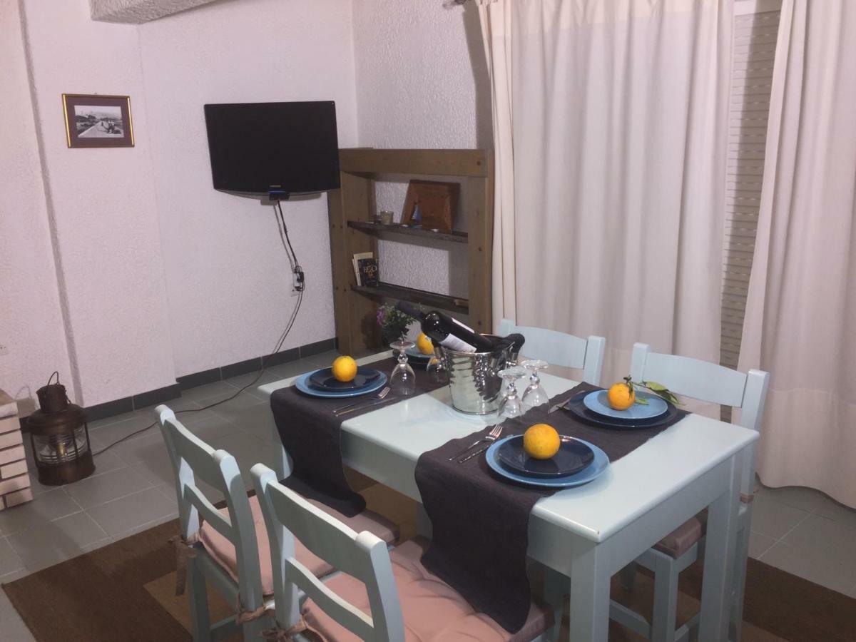 Ferienwohnung Agali 1 Mesonet In Front Of The Sea Akrogiali Exterior foto